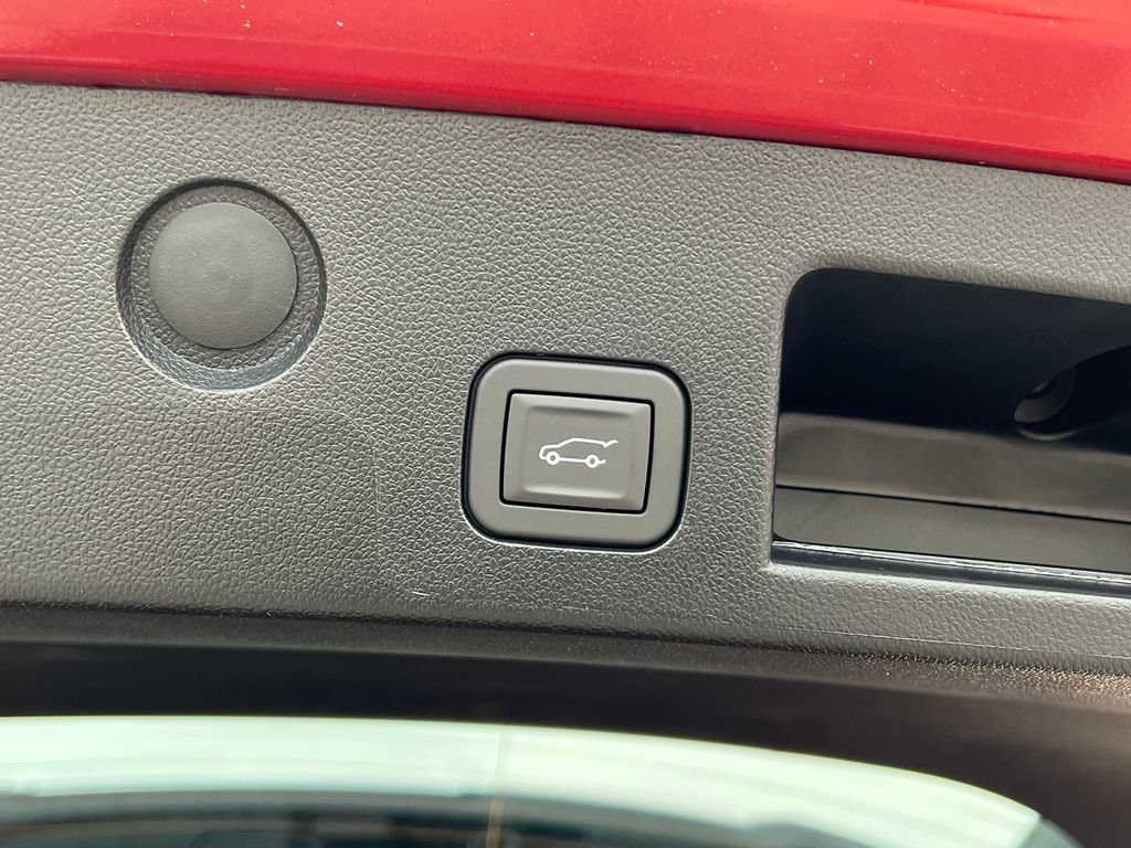 New 2026 GMC Terrain AT4 w/ Convenience Package III image 39