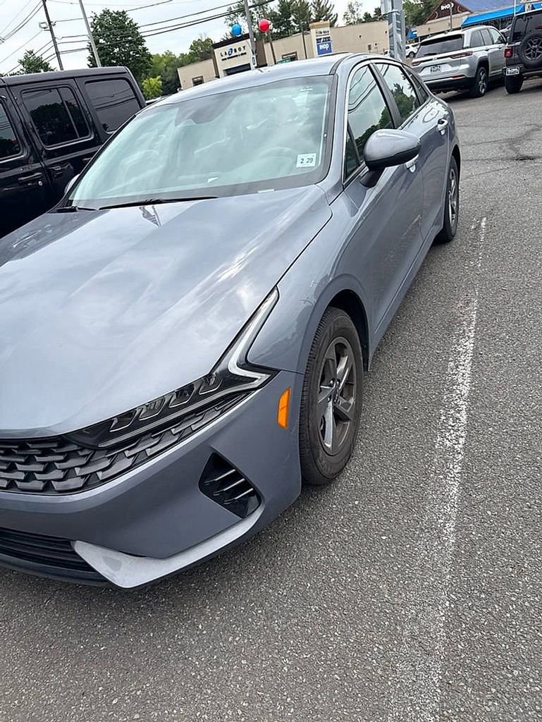 Used 2024 Kia K5 LXS FWD image 3