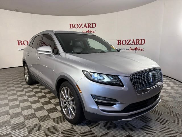 Used 2019 Lincoln MKC Reserve FWD image 1