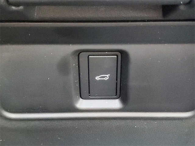 New 2025 Land Rover Discovery Sport S image 34