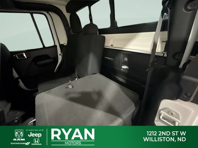 Used 2021 Jeep Gladiator Sport w/ Trailer Tow Package AWD/4WD image 36
