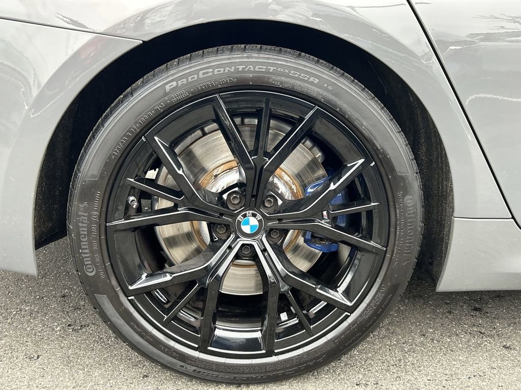 Used 2022 BMW M550i xDrive w/ Executive Package image 12