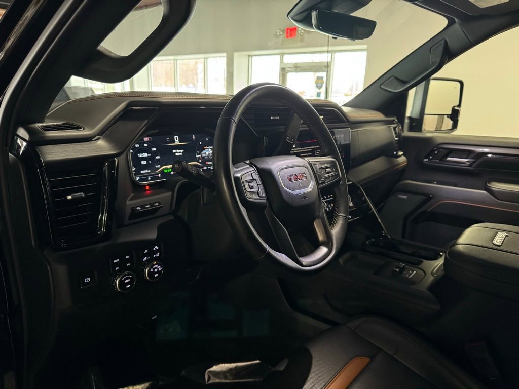 Used 2024 GMC Sierra 2500 AT4 w/ AT4 Premium Plus Package image 12
