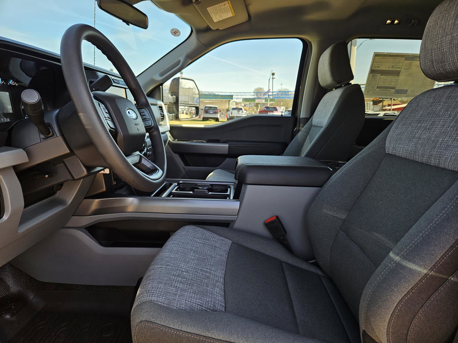 New 2026 Ford F250 XLT w/ FX4 Off-Road Package image 16