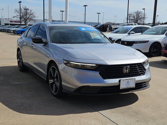 Used 2023 Honda Accord Sport image 3