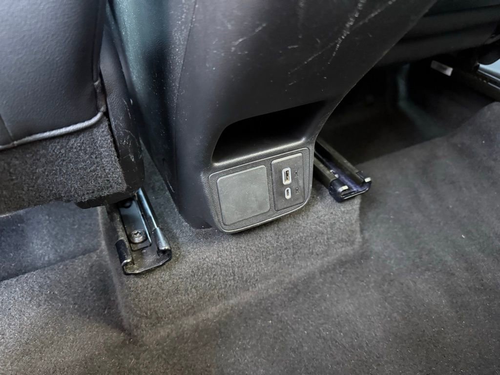 Used 2020 Buick Encore GX Select w/ Sport Touring Package FWD image 30