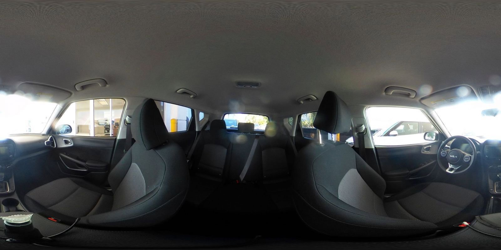 Used 2025 Kia Soul LX w/ LX Technology Package image 40