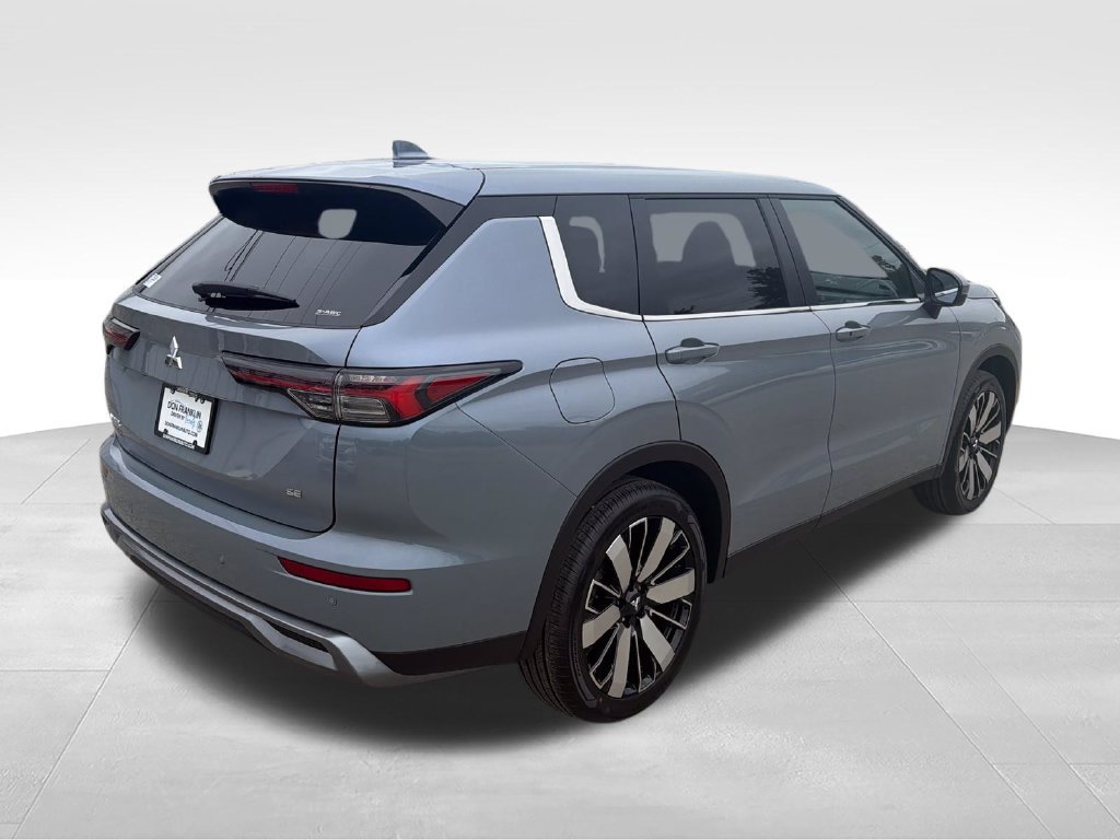 New 2026 Mitsubishi Outlander SE AWD/4WD image 5
