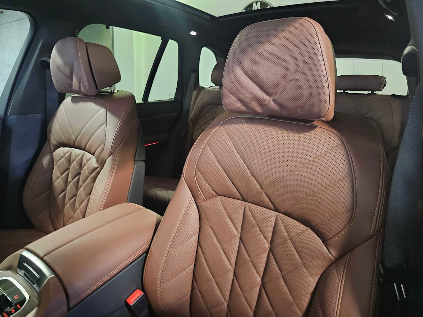 New 2026 BMW X5 xDrive40i w/ M Sport Package image 33