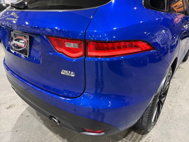 Used 2020 Jaguar F-PACE R-Sport image 45