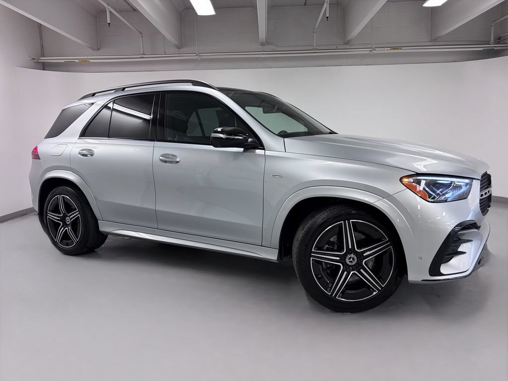 Certified 2025 Mercedes-Benz GLE 450e 4MATIC image 9