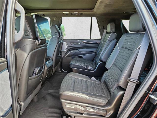 Used 2024 Cadillac Escalade V AWD/4WD image 21