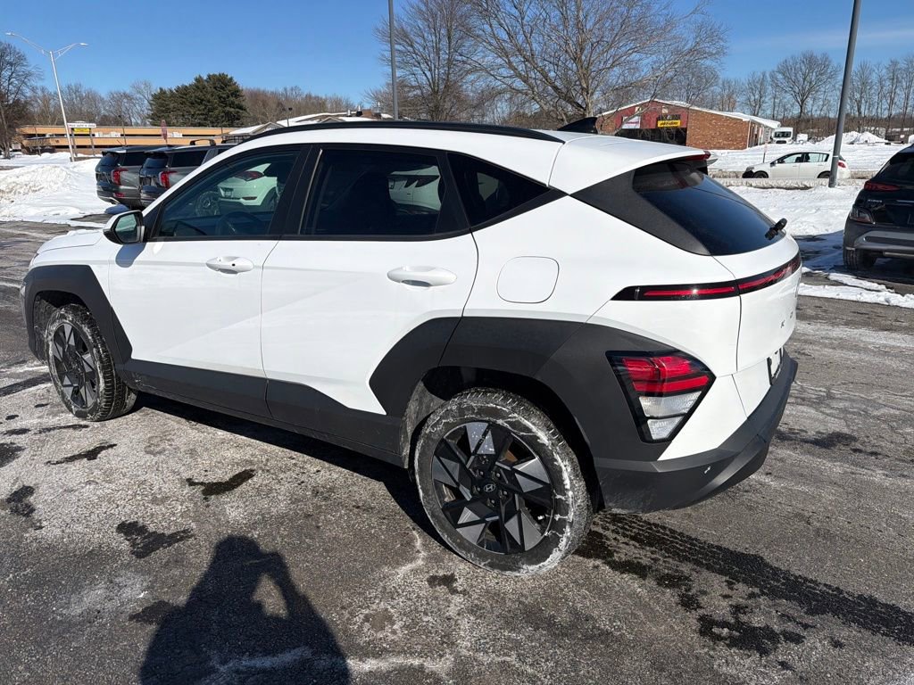 Used 2025 Hyundai Kona SEL image 5