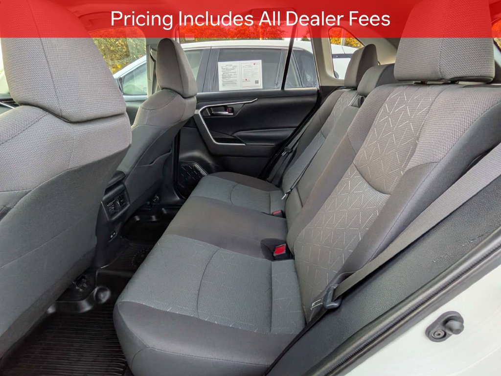 Certified 2024 Toyota RAV4 XLE w/ Convenience Package FWD image 15