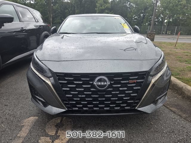 Used 2025 Nissan Altima 2.5 SR FWD image 8