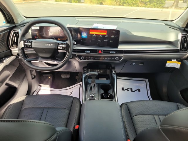 New 2026 Kia Sorento S FWD image 7