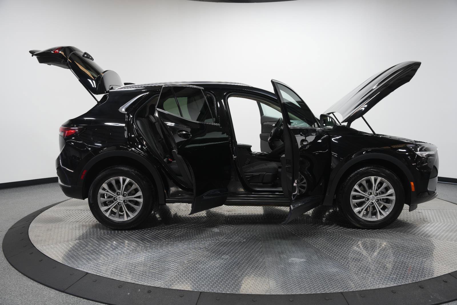 Used 2023 Buick Envision Preferred image 11