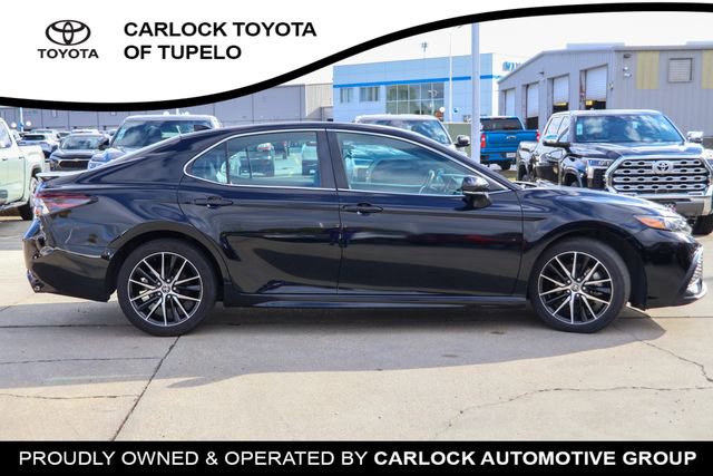 Used 2023 Toyota Camry SE FWD image 22