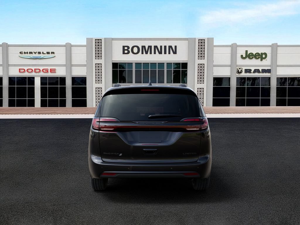 New 2027 Chrysler Pacifica Limited FWD image 7