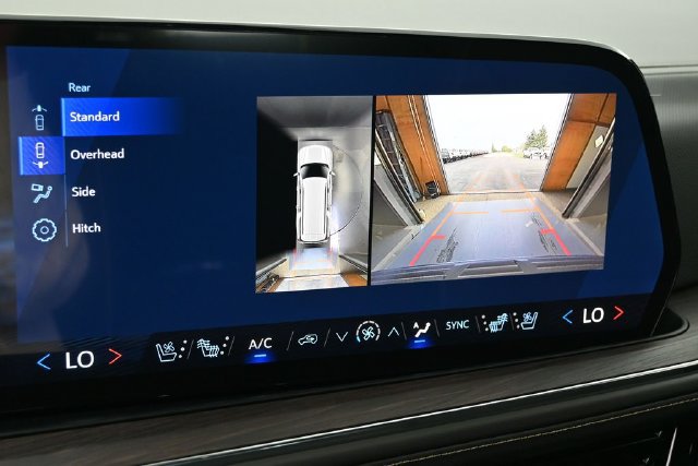 New 2026 Chevrolet Suburban Premier w/ Sun And Tow Package AWD/4WD image 30