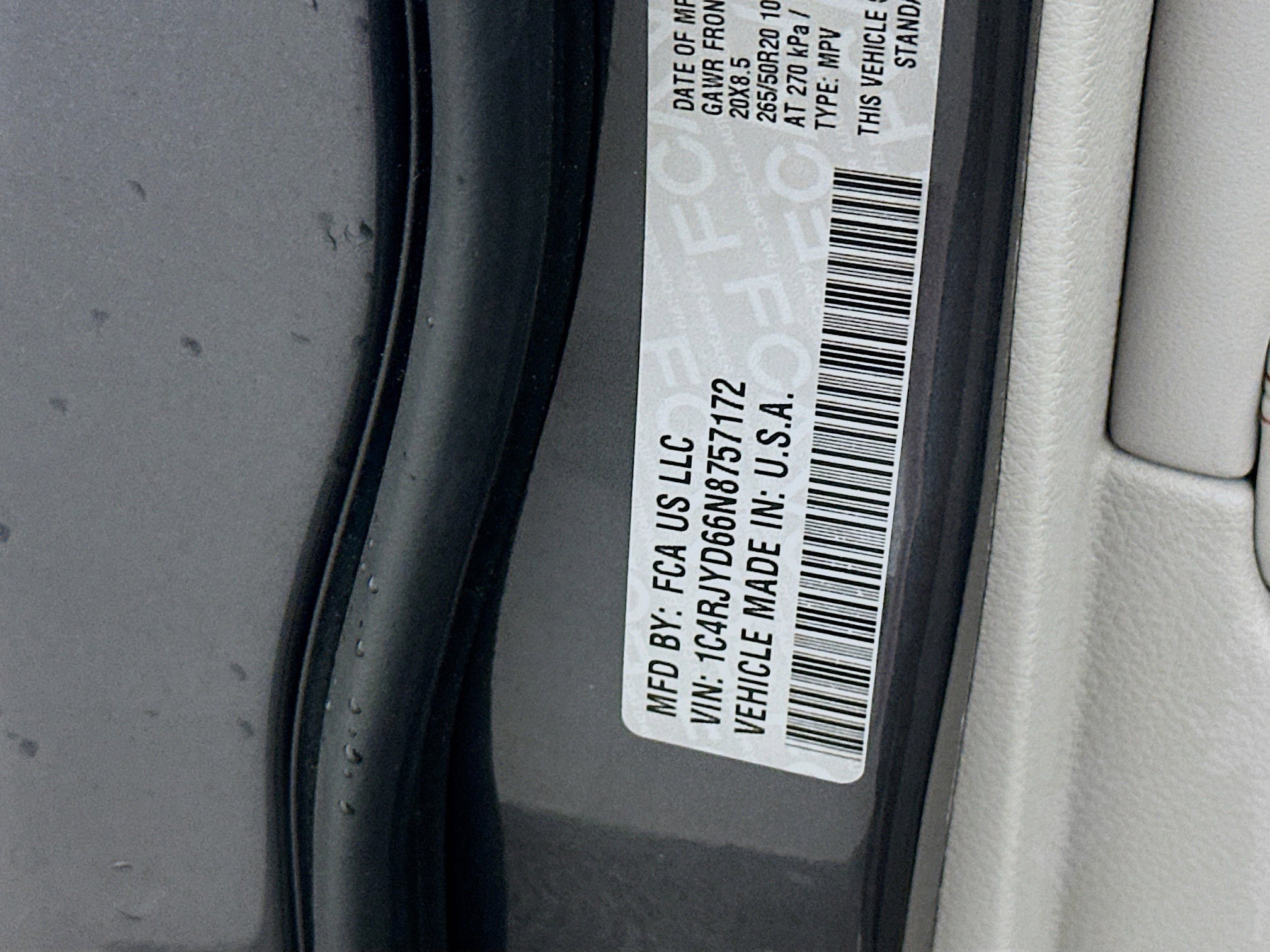 Used 2022 Jeep Grand Cherokee Overland AWD/4WD image 12