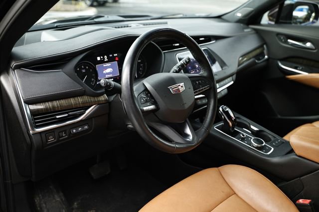 Used 2021 Cadillac XT4 Premium Luxury image 18
