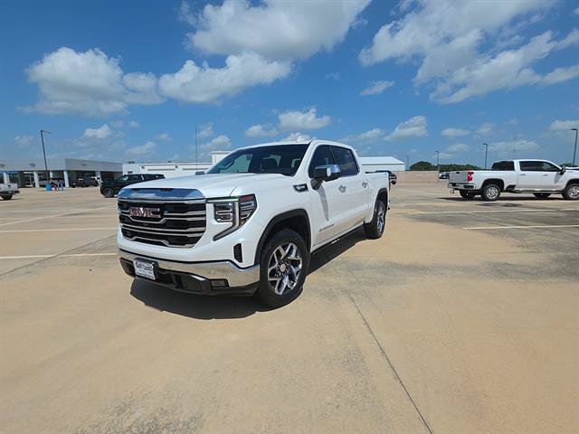 Used 2022 GMC Sierra 1500 SLT AWD/4WD image 1