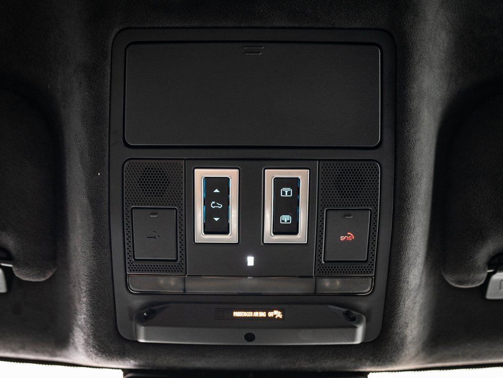 Used 2020 Jaguar F-PACE S image 37