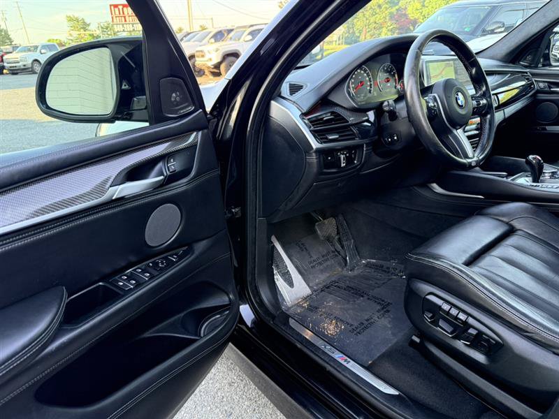 Used 2016 BMW X5 M AWD/4WD image 29