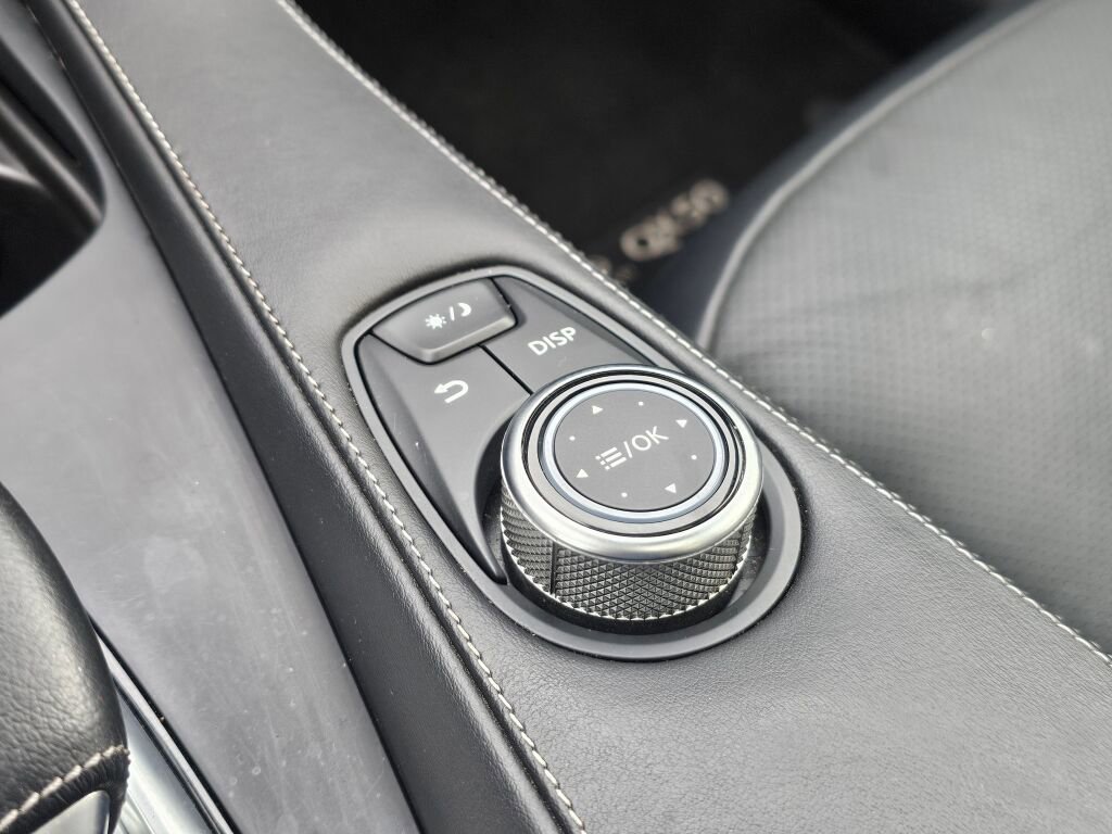 Used 2022 INFINITI QX50 Luxe w/ Appearance Package image 38