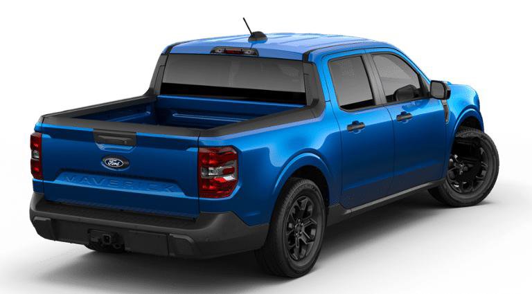 New 2026 Ford Maverick XLT w/ XLT Luxury Package image 3