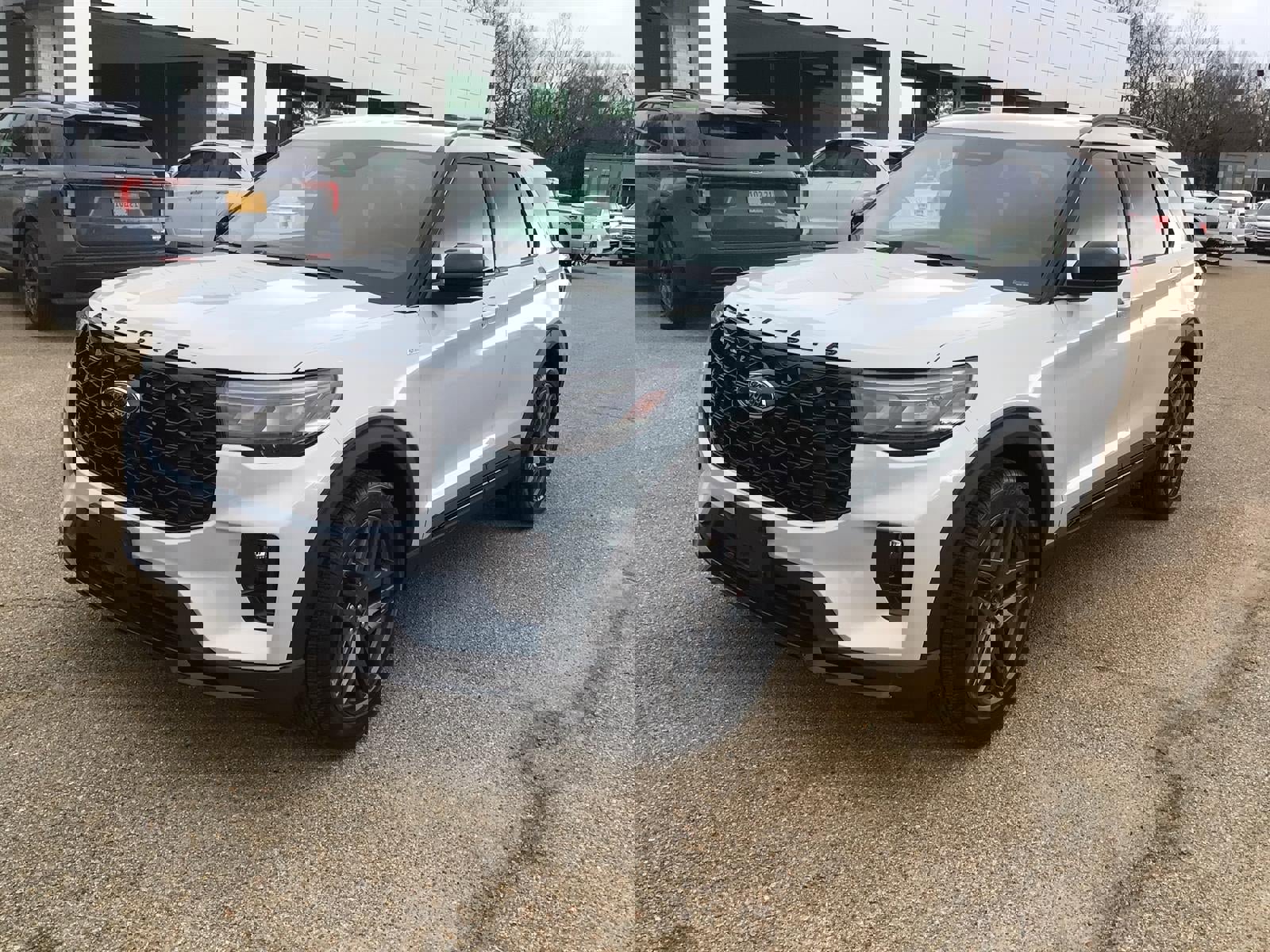 New 2026 Ford Explorer ST-Line w/ ST-Line Street Pack image 6