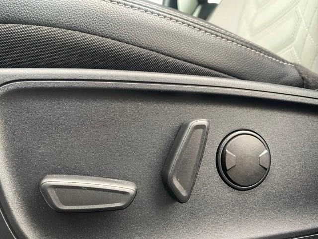 New 2024 Ford Escape Platinum w/ Premium Technology Package image 37