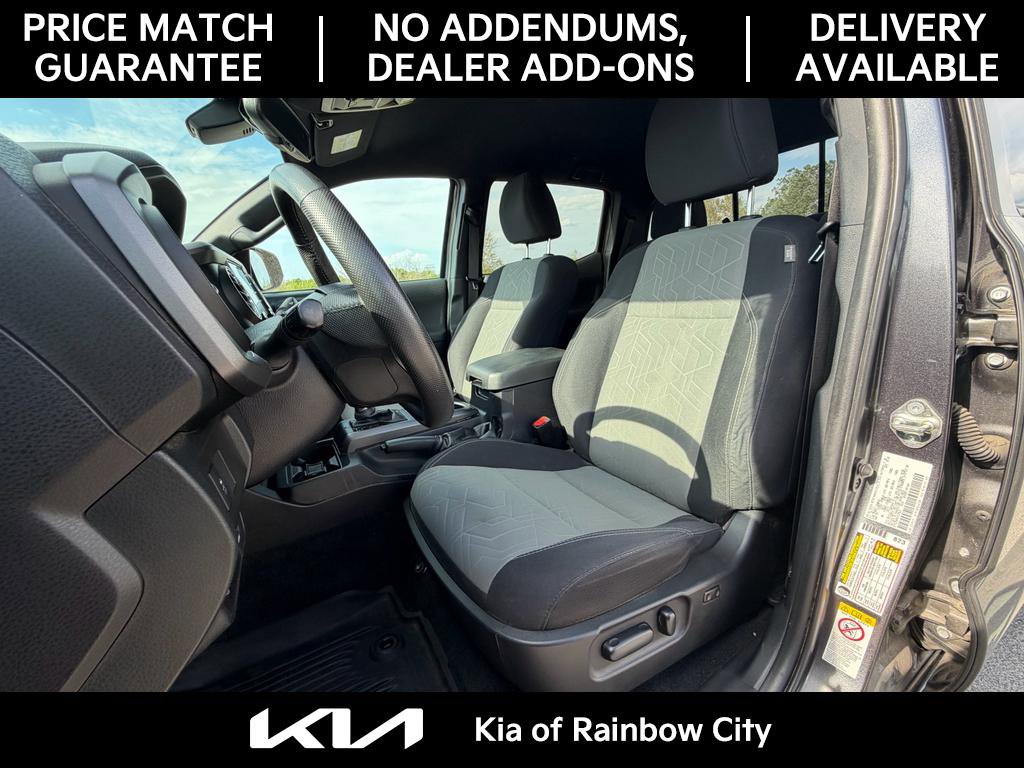 Used 2020 Toyota Tacoma TRD Off-Road w/ Blackout Package image 16