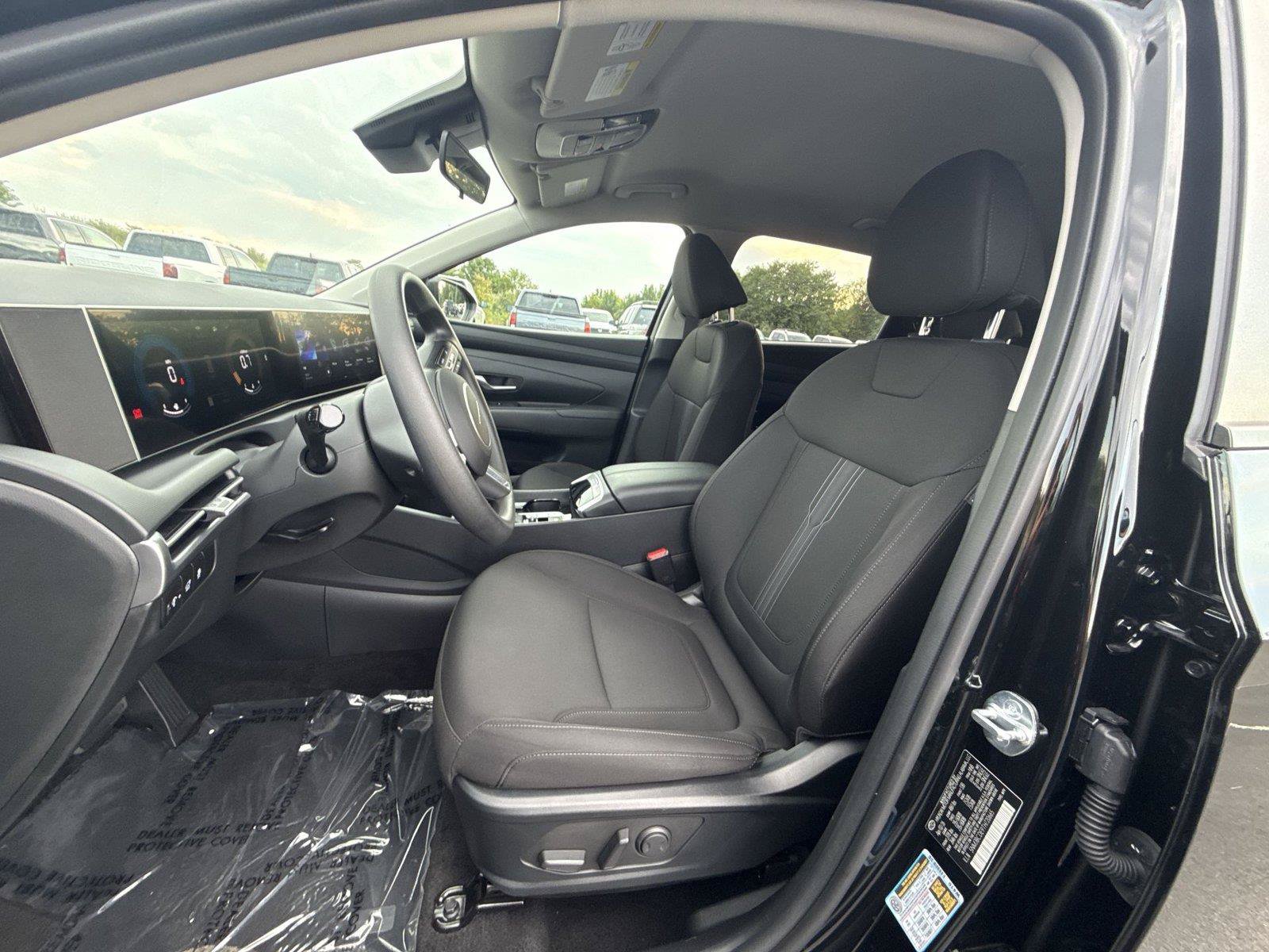Used 2026 Hyundai Tucson SEL Plus AWD/4WD image 14