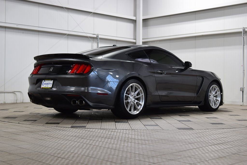 Used 2017 Ford Mustang Shelby GT350 image 8