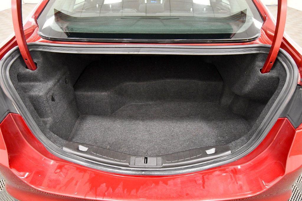 Used 2016 Ford Fusion SE FWD image 7