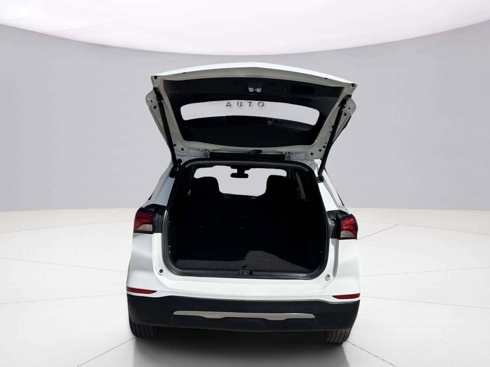 Used 2023 Chevrolet Equinox LT FWD image 52