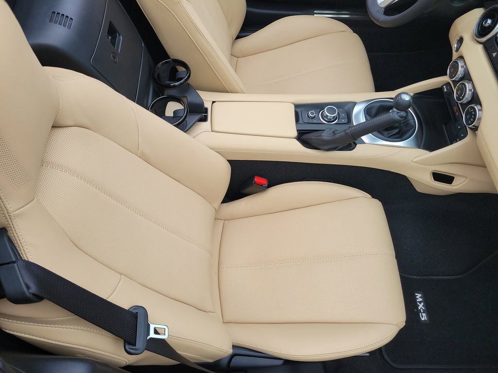 New 2025 MAZDA MX-5 Miata RF Grand Touring image 14