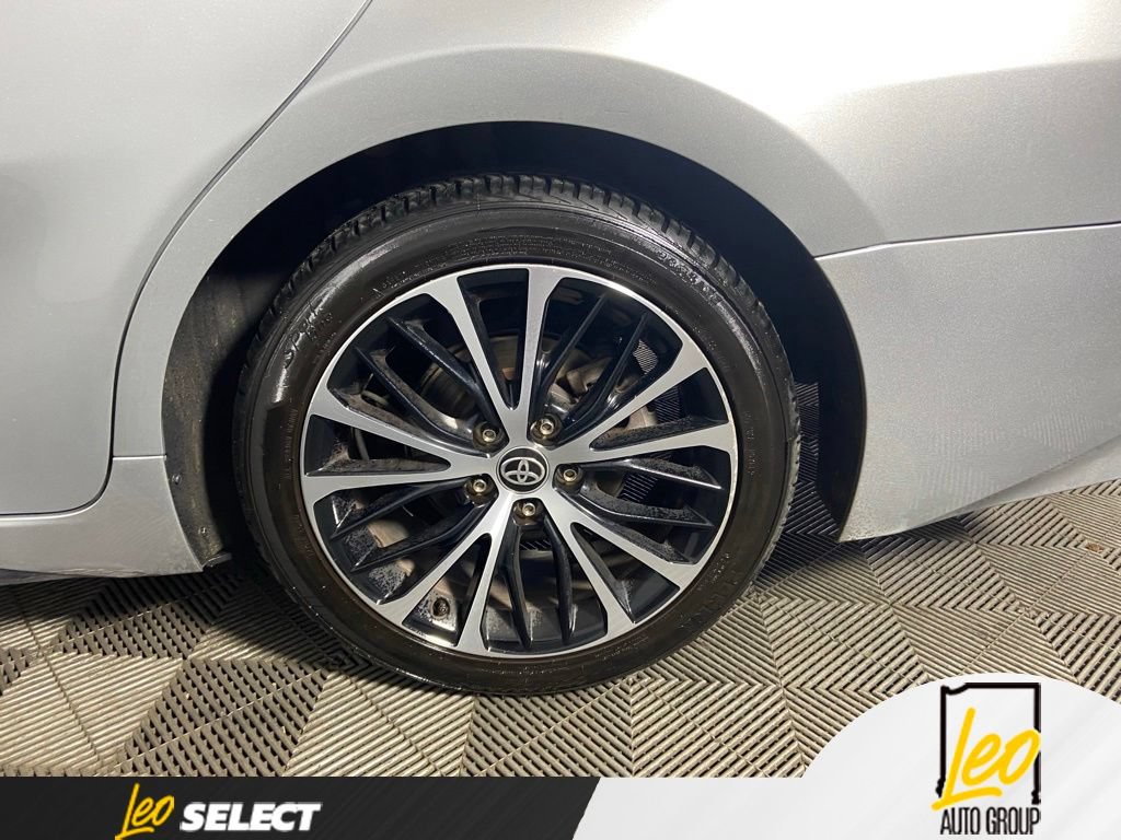 Used 2020 Toyota Camry SE w/ Audio Package FWD image 25