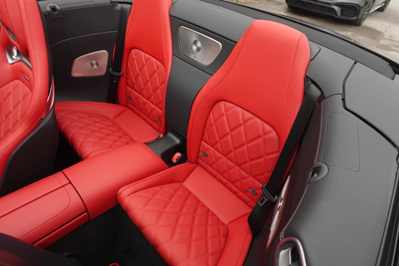 Used 2024 Mercedes-Benz SL 63 AMG S e Performance 4MATIC w/ Manufactur Interior Package image 15