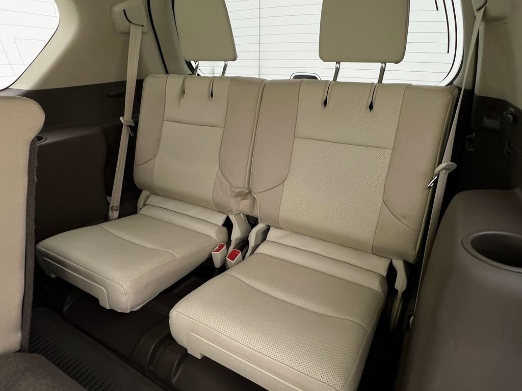 Used 2019 Lexus GX 460 image 16