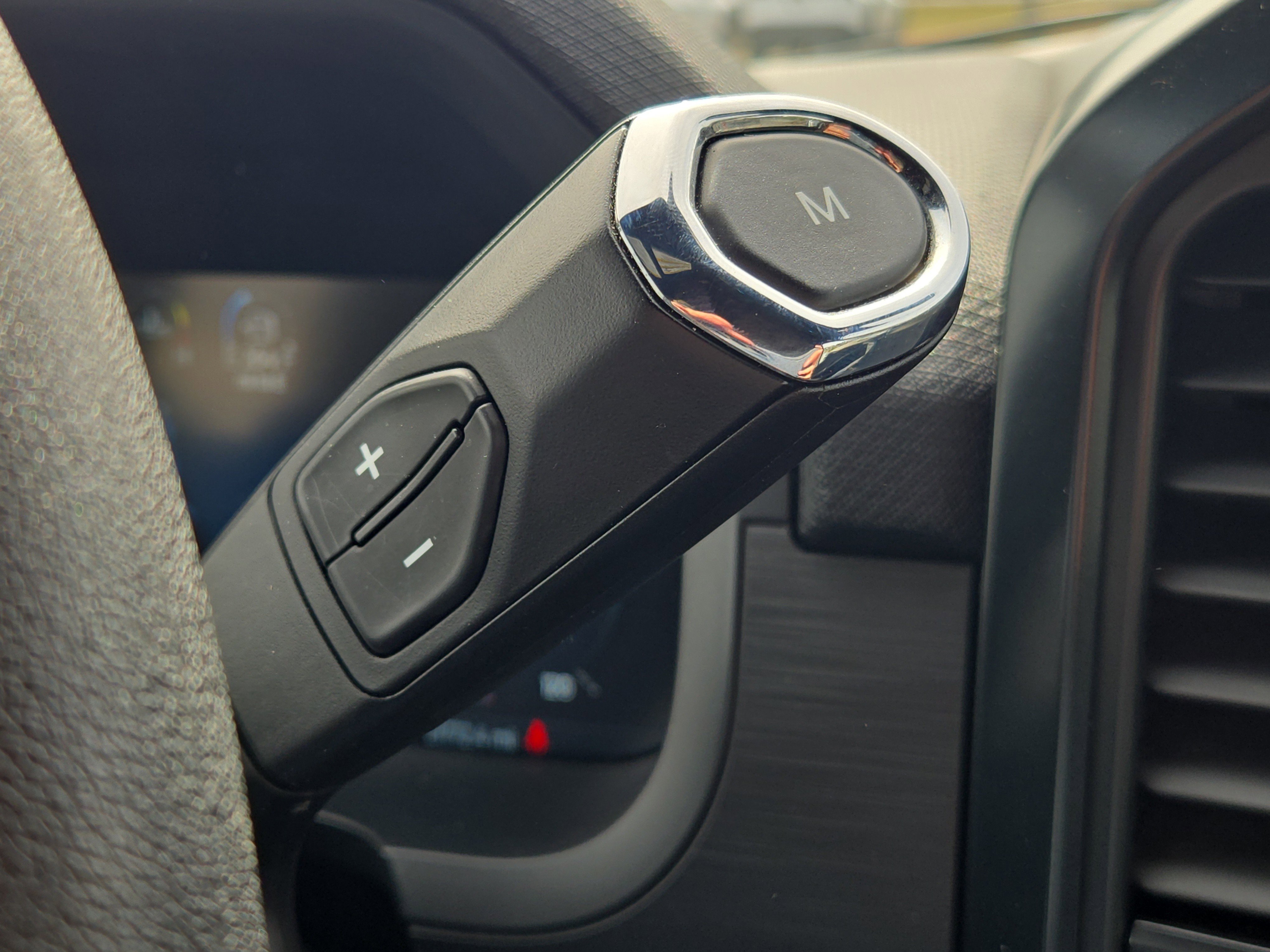 Used 2025 Ford F150 STX image 28