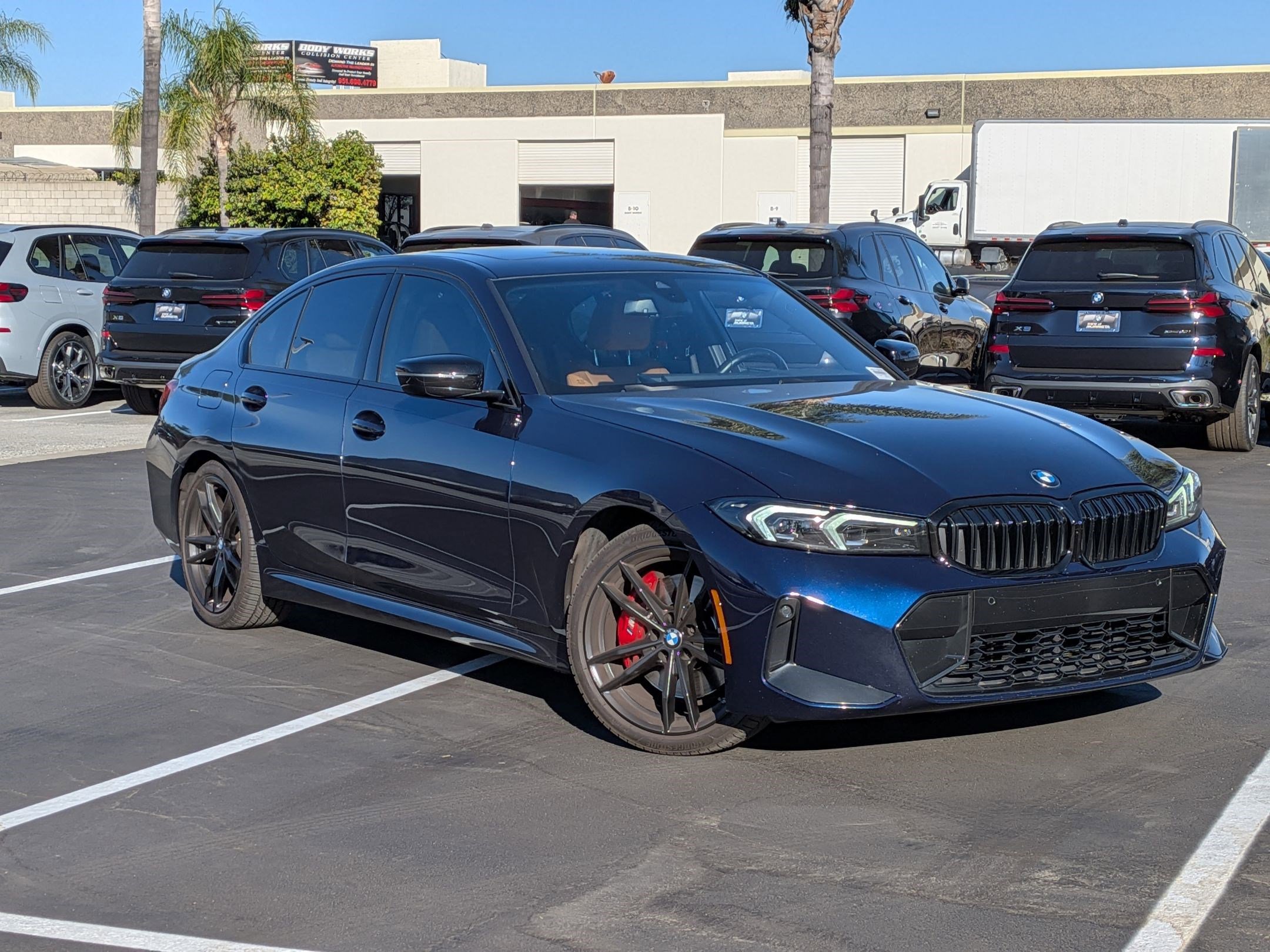 Certified 2023 BMW 330i 330i w/ M Sport Package image 2