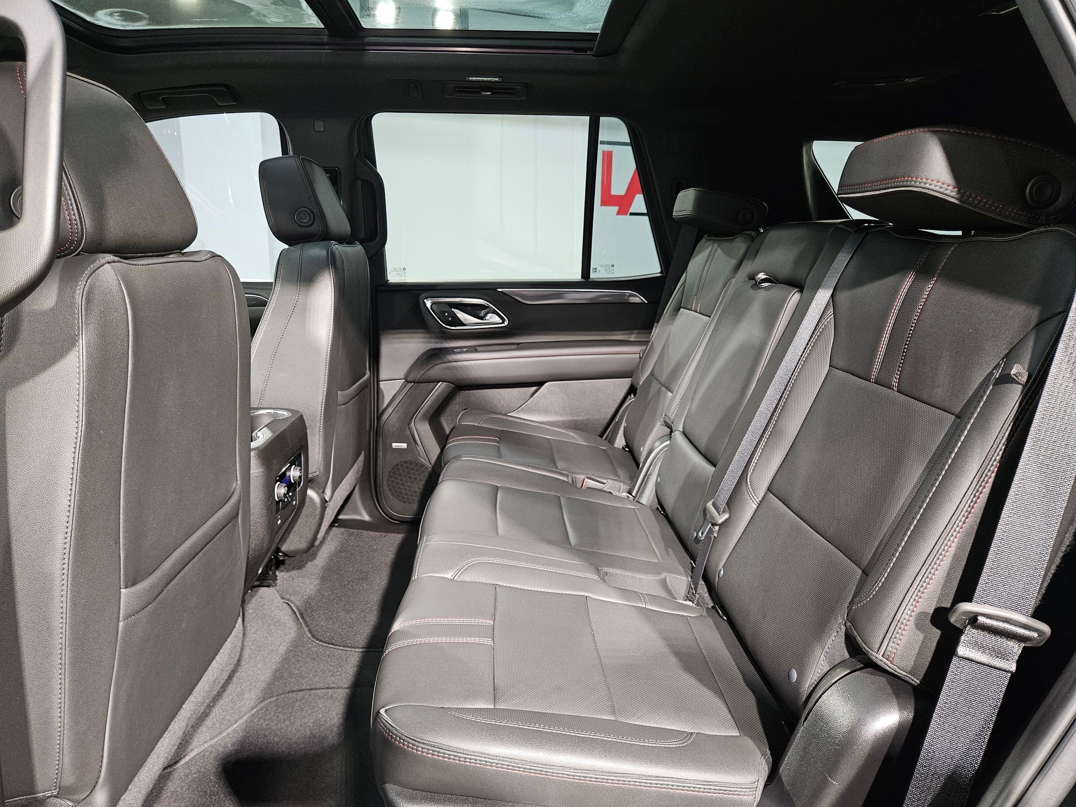 Used 2023 Chevrolet Tahoe RST AWD/4WD image 36
