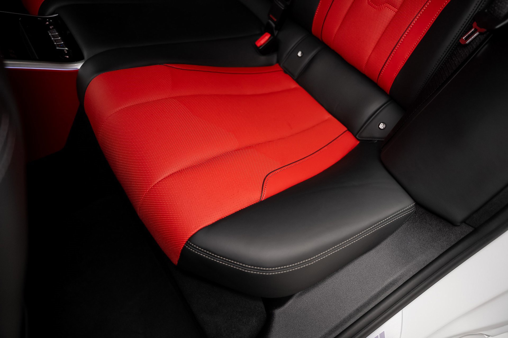 Used 2025 BMW 840i image 68