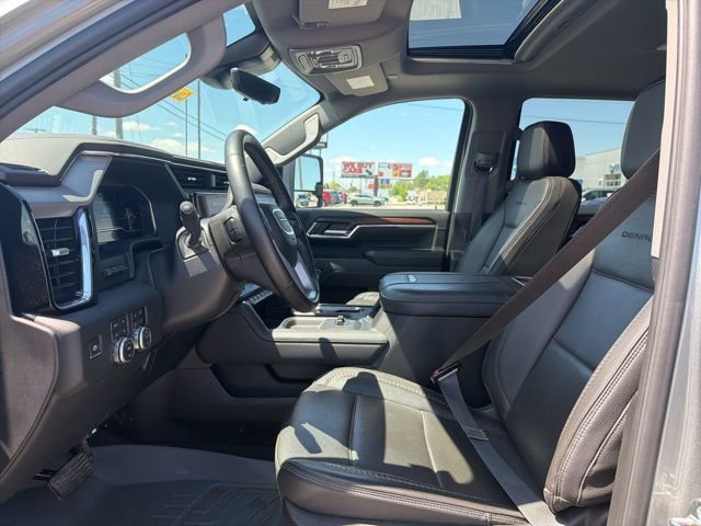 Used 2024 GMC Sierra 2500 Denali w/ Denali Reserve Package AWD/4WD image 13