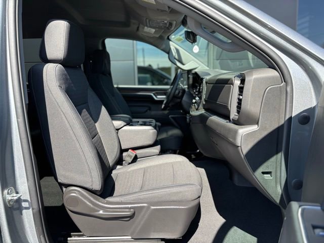 Used 2024 Chevrolet Silverado 1500 LT AWD/4WD image 45
