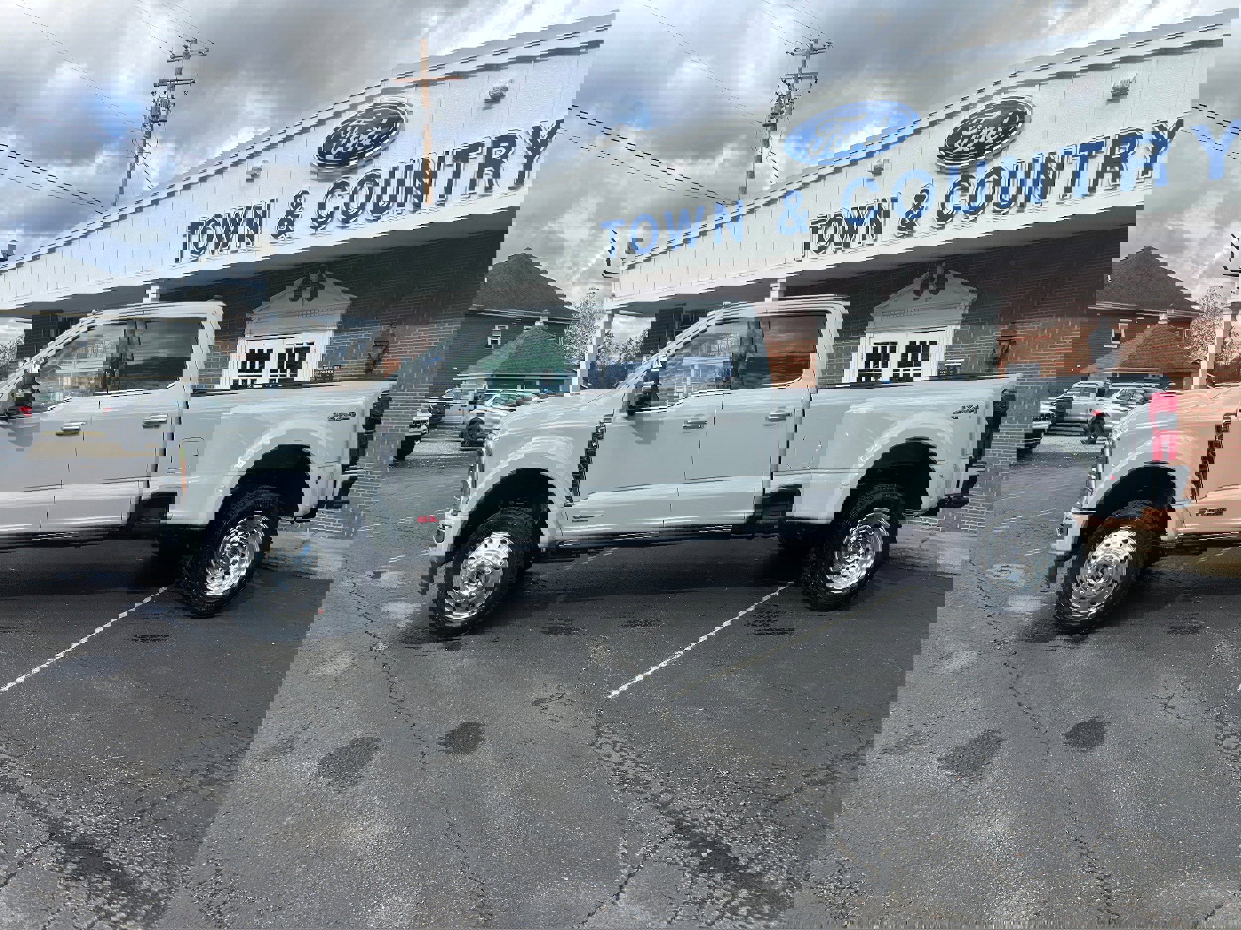 New 2026 Ford F450 Platinum image 6