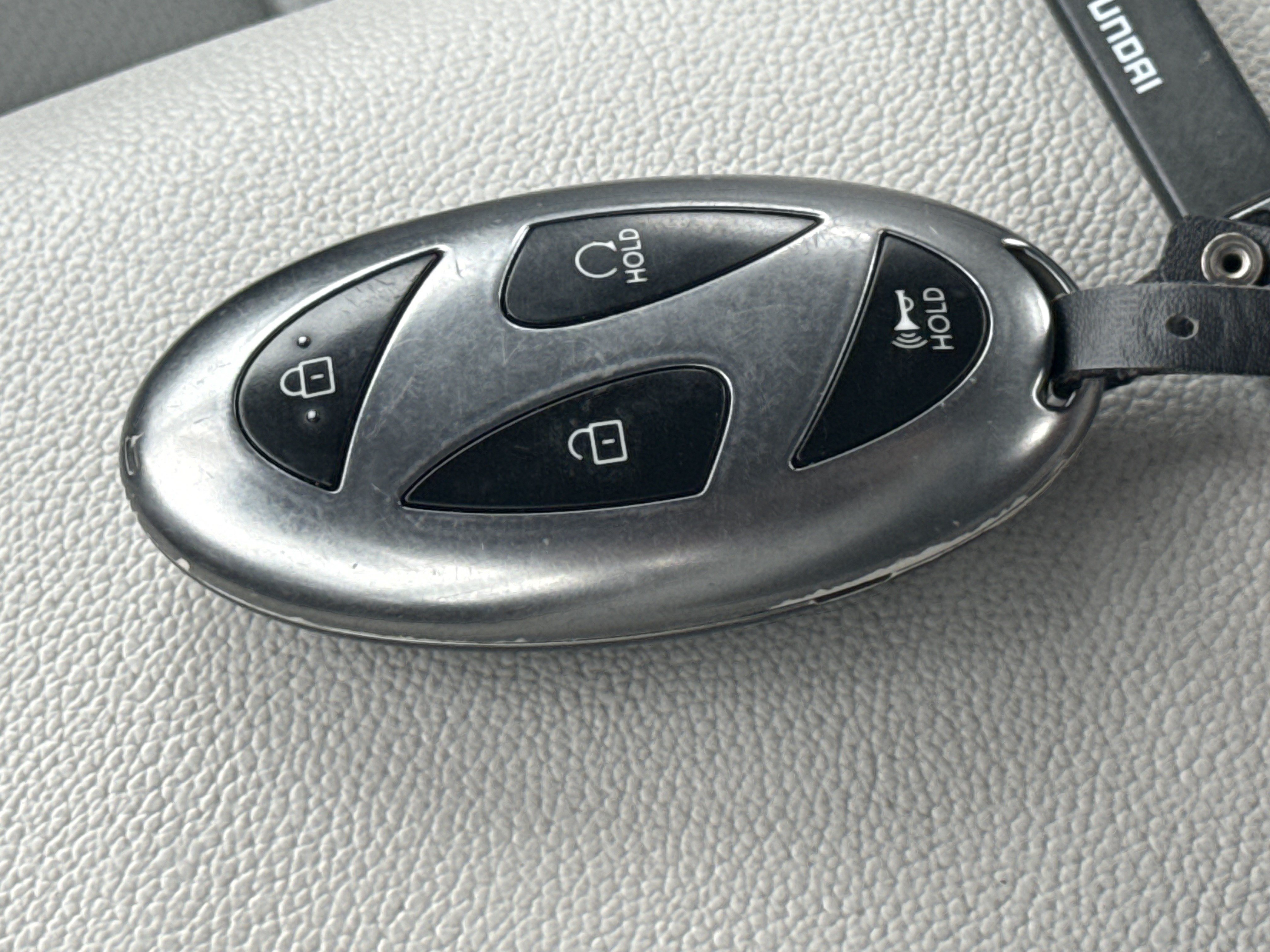 Used 2025 Hyundai Elantra Limited FWD image 35